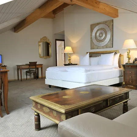 Le Rive 호텔 4*