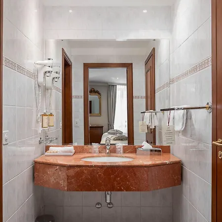 Hotel Le Rive 4*