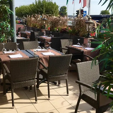 Le Rive Hotel 4*